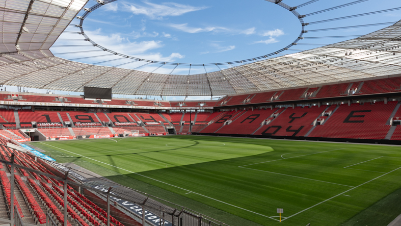 Rasen in der BayArena Leverkusen
